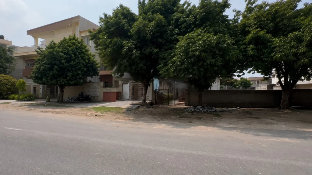 300 Sq.M residential plot for sale in Sector 93B Noida